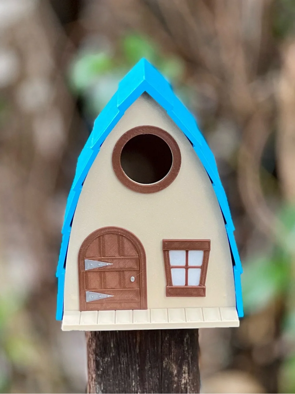 Turquoise Nature Birdhouse 7” x 6” x 5.25” Mounting Bracket Included
